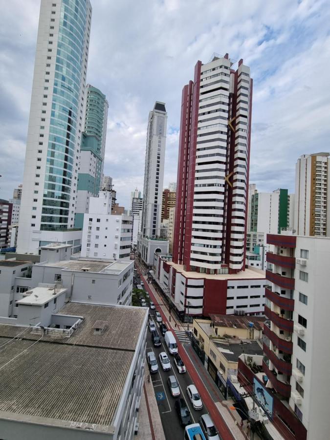 Apto Av Brasil Quadra Mar *