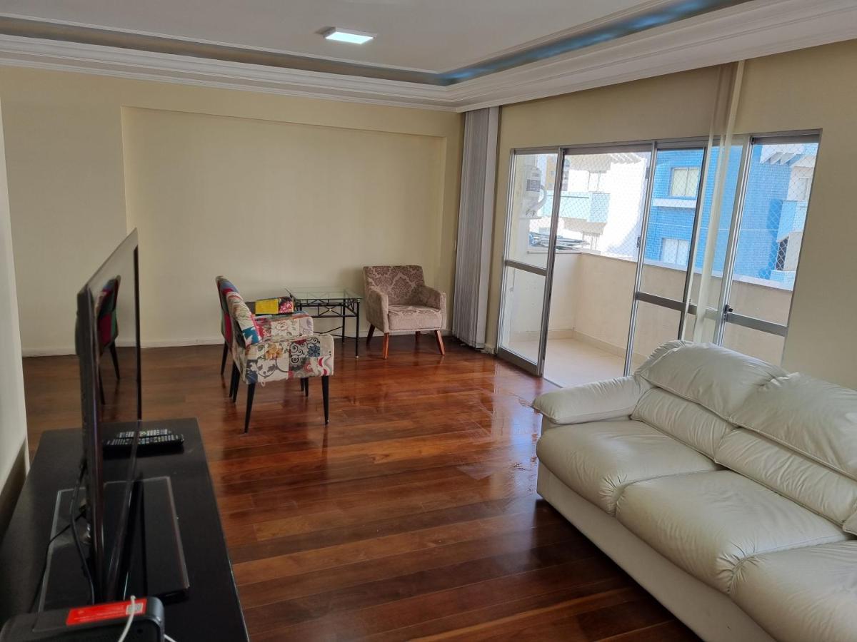 Apto Av Brasil Quadra Mar * Balneário Camboriú